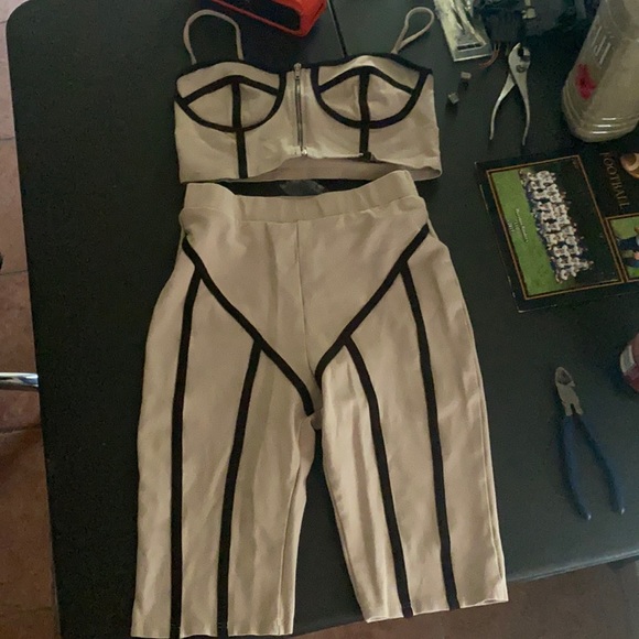 Two baddie outfits - Picture 1 of 3